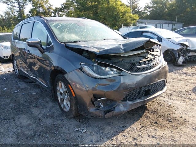2017 CHRYSLER PACIFICA LIMITED 6