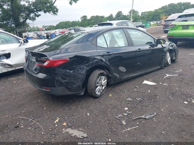 2025 TOYOTA CAMRY LE 4