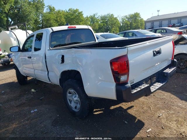 2022 TOYOTA TACOMA SR 3