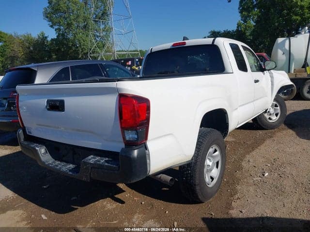 2022 TOYOTA TACOMA SR 4