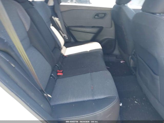 2022 NISSAN ROGUE S FWD 8