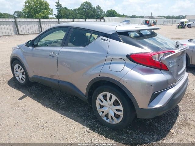 2019 TOYOTA C-HR LE 3