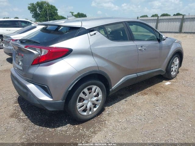 2019 TOYOTA C-HR LE 4