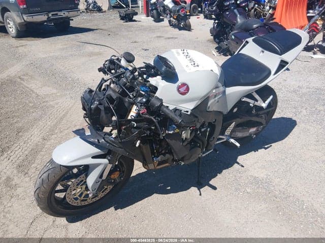 2026 HONDA CBR600 RR 2