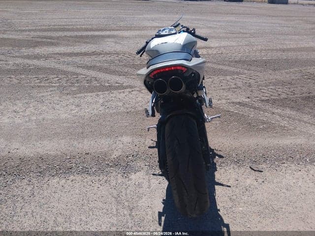 2026 HONDA CBR600 RR 6
