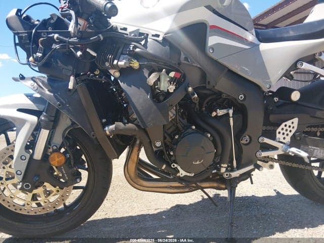 2026 HONDA CBR600 RR 9