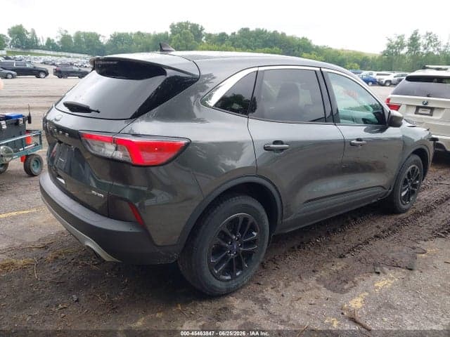 2020 FORD ESCAPE SE 4