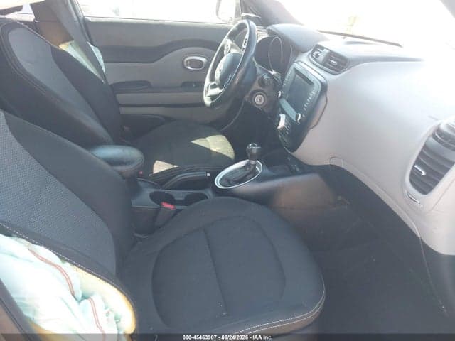 2019 KIA SOUL + 5