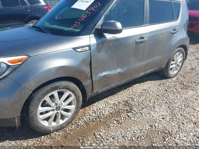 2019 KIA SOUL + 6