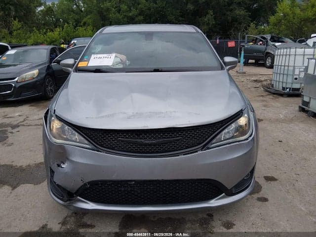 2020 CHRYSLER PACIFICA TOURING 12