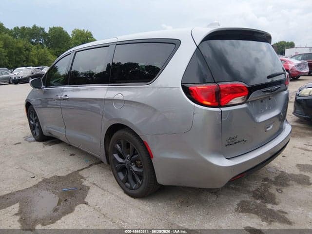 2020 CHRYSLER PACIFICA TOURING 3