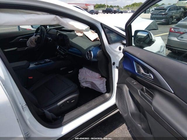 2025 CHEVROLET EQUINOX EV LT 5
