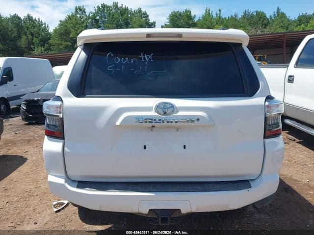 2019 TOYOTA 4RUNNER SR5 17