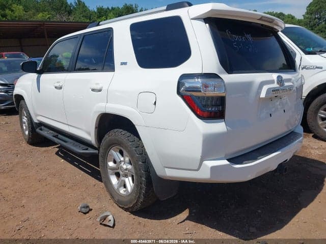 2019 TOYOTA 4RUNNER SR5 3