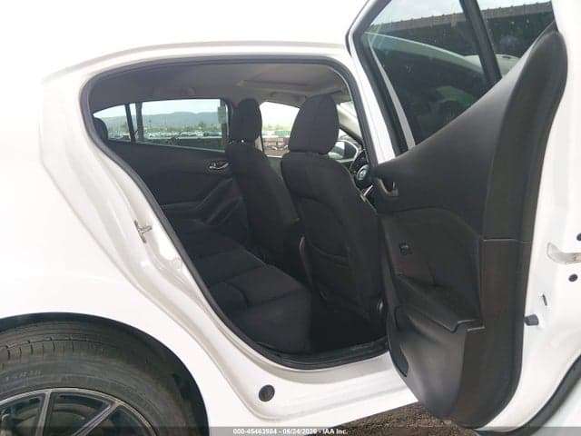 2016 MAZDA MAZDA3 I TOURING 8