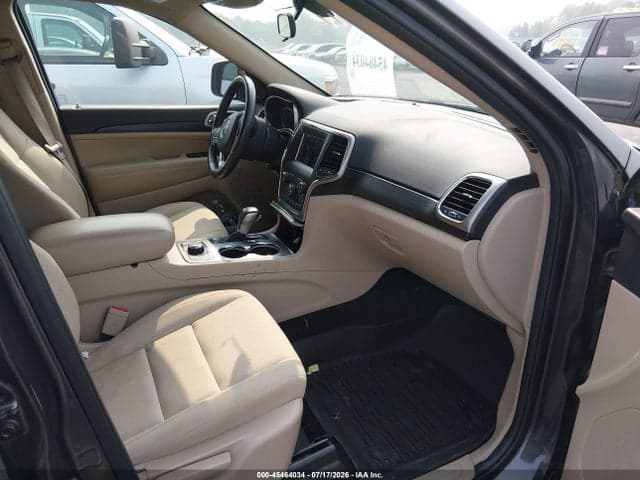 2020 JEEP GRAND CHEROKEE LAREDO E 4X4 5