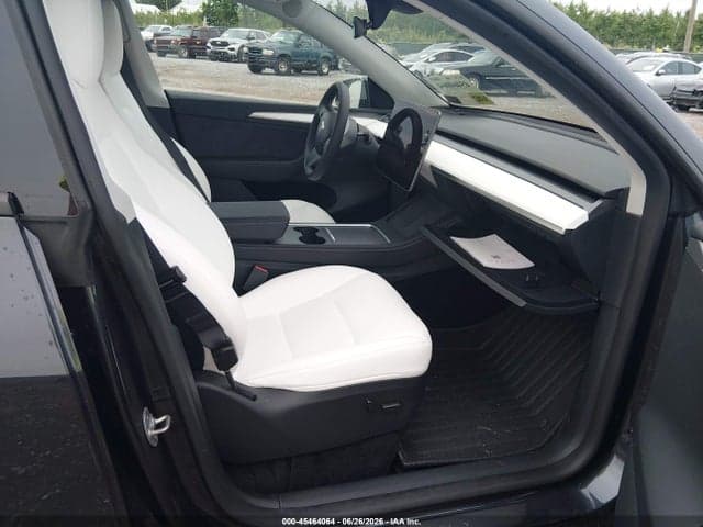 2025 TESLA MODEL Y LONG RANGE DUAL MOTOR ALL-WHEEL DRIVE 5