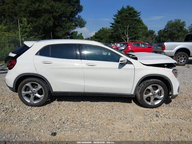 2018 MERCEDES-BENZ GLA 250 13