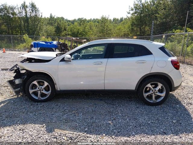 2018 MERCEDES-BENZ GLA 250 14