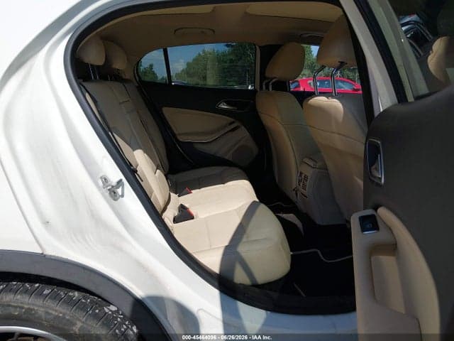 2018 MERCEDES-BENZ GLA 250 8