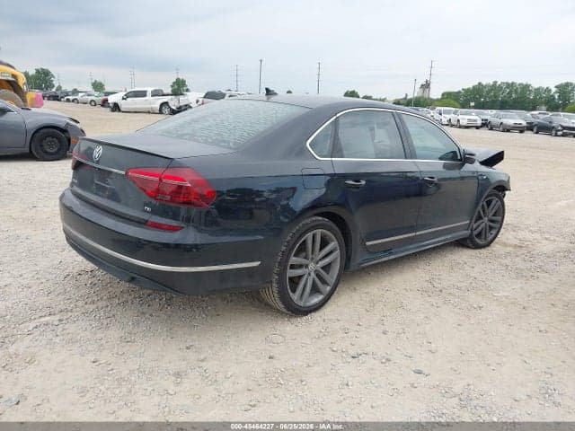 2017 VOLKSWAGEN PASSAT 1.8T R-LINE 4