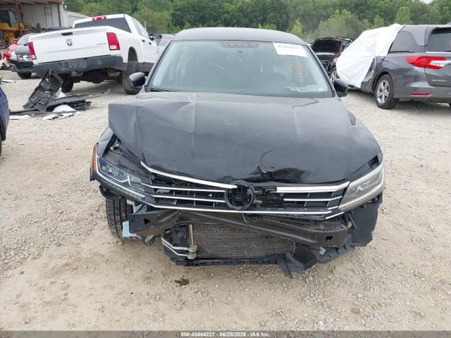 2017 VOLKSWAGEN PASSAT 1.8T R-LINE 6