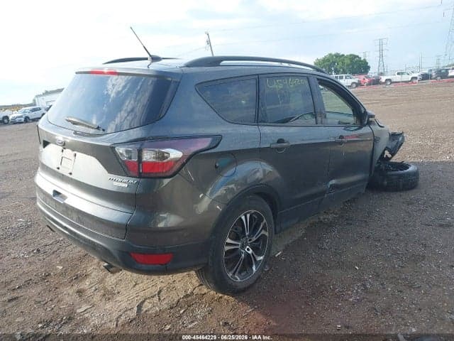 2017 FORD ESCAPE TITANIUM 4