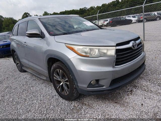 2016 TOYOTA HIGHLANDER XLE V6 1