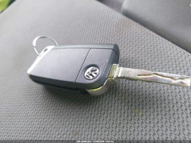 2018 VOLKSWAGEN TIGUAN 2.0T SE/2.0T SEL 11