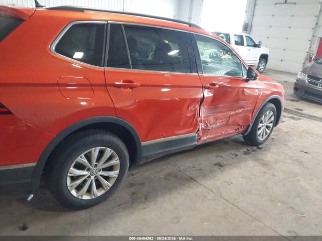 2018 VOLKSWAGEN TIGUAN 2.0T SE/2.0T SEL 6