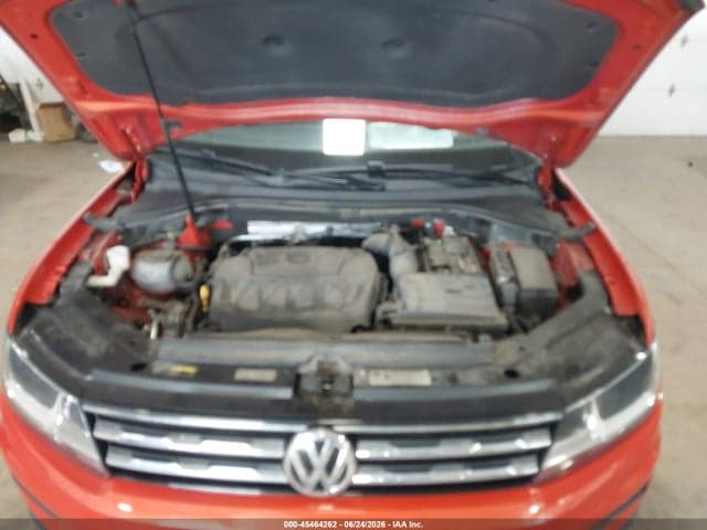 2018 VOLKSWAGEN TIGUAN 2.0T SE/2.0T SEL 10