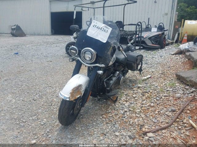 2025 HARLEY-DAVIDSON FLHC 2