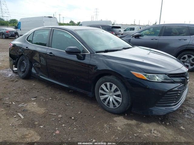 2019 TOYOTA CAMRY L 1