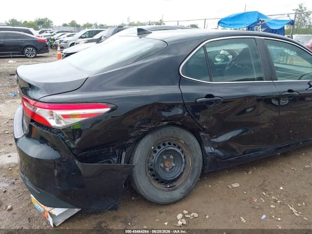 2019 TOYOTA CAMRY L 6