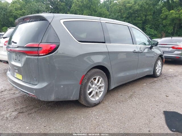 2024 CHRYSLER PACIFICA TOURING L 4