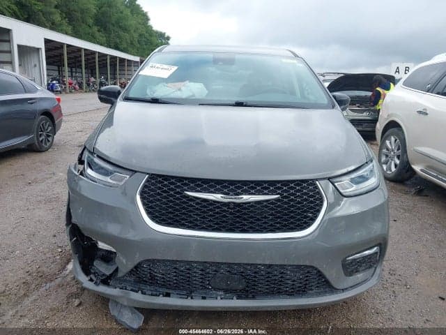 2024 CHRYSLER PACIFICA TOURING L 10