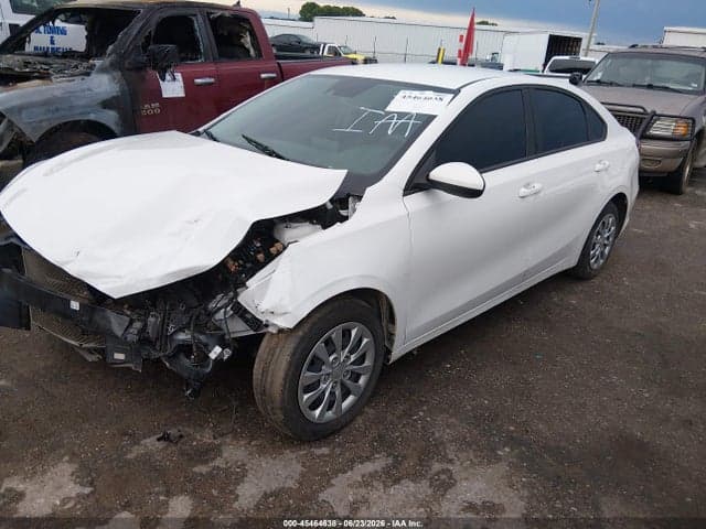 2023 KIA FORTE LX 2