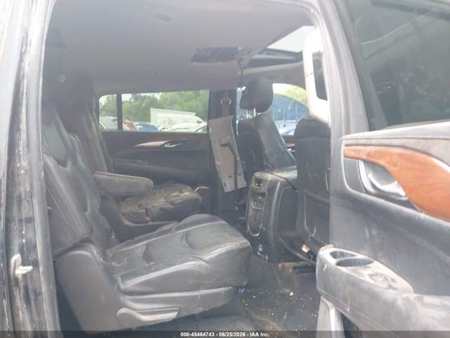 2015 CADILLAC ESCALADE ESV 8
