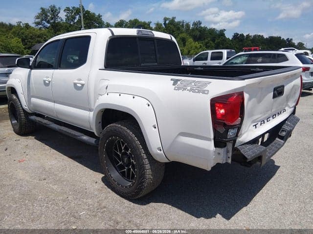 2022 TOYOTA TACOMA SR 3
