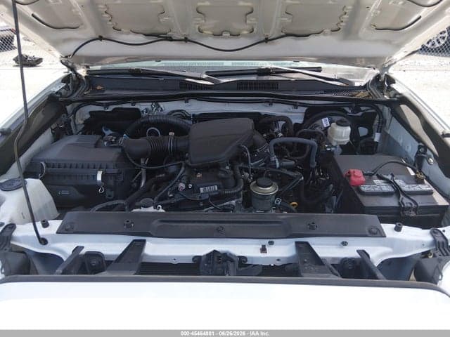 2022 TOYOTA TACOMA SR 10