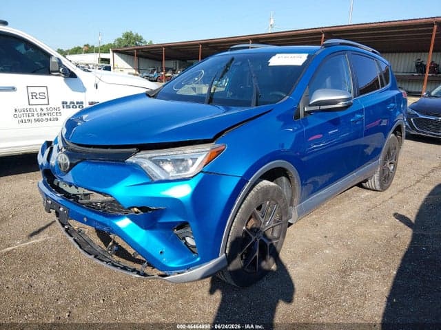 2017 TOYOTA RAV4 SE 2