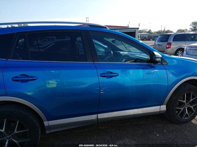 2017 TOYOTA RAV4 SE 13