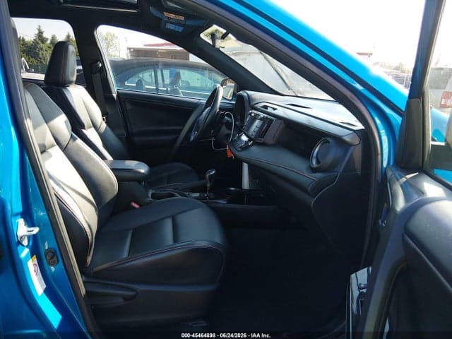2017 TOYOTA RAV4 SE 5
