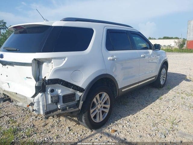 2019 FORD EXPLORER XLT 4