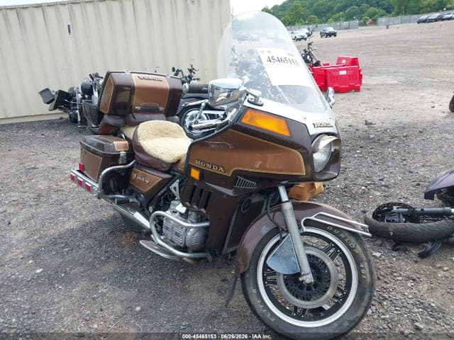 1982 HONDA GL1100 A