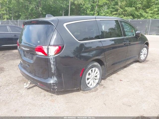 2017 CHRYSLER PACIFICA TOURING 4
