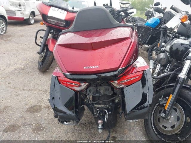 2018 HONDA GL1800 D 6