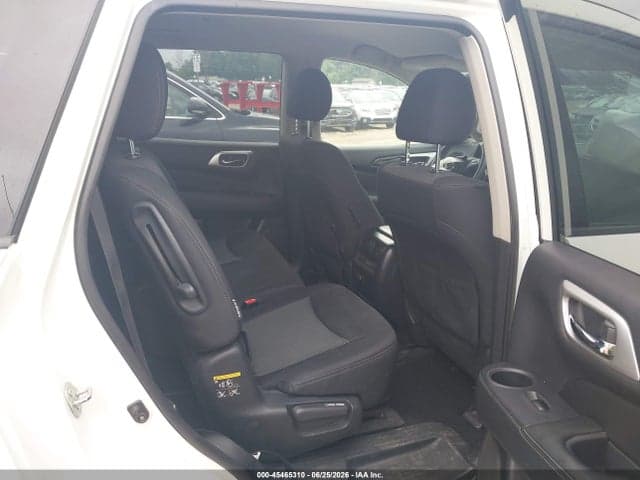 2019 NISSAN PATHFINDER S 8