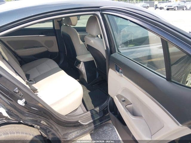 2020 HYUNDAI ELANTRA VALUE EDITION 8