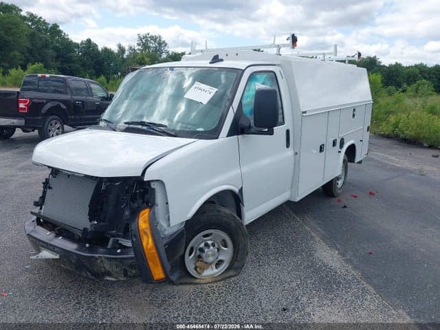 2025 CHEVROLET EXPRESS CUTAWAY WORK VAN 1